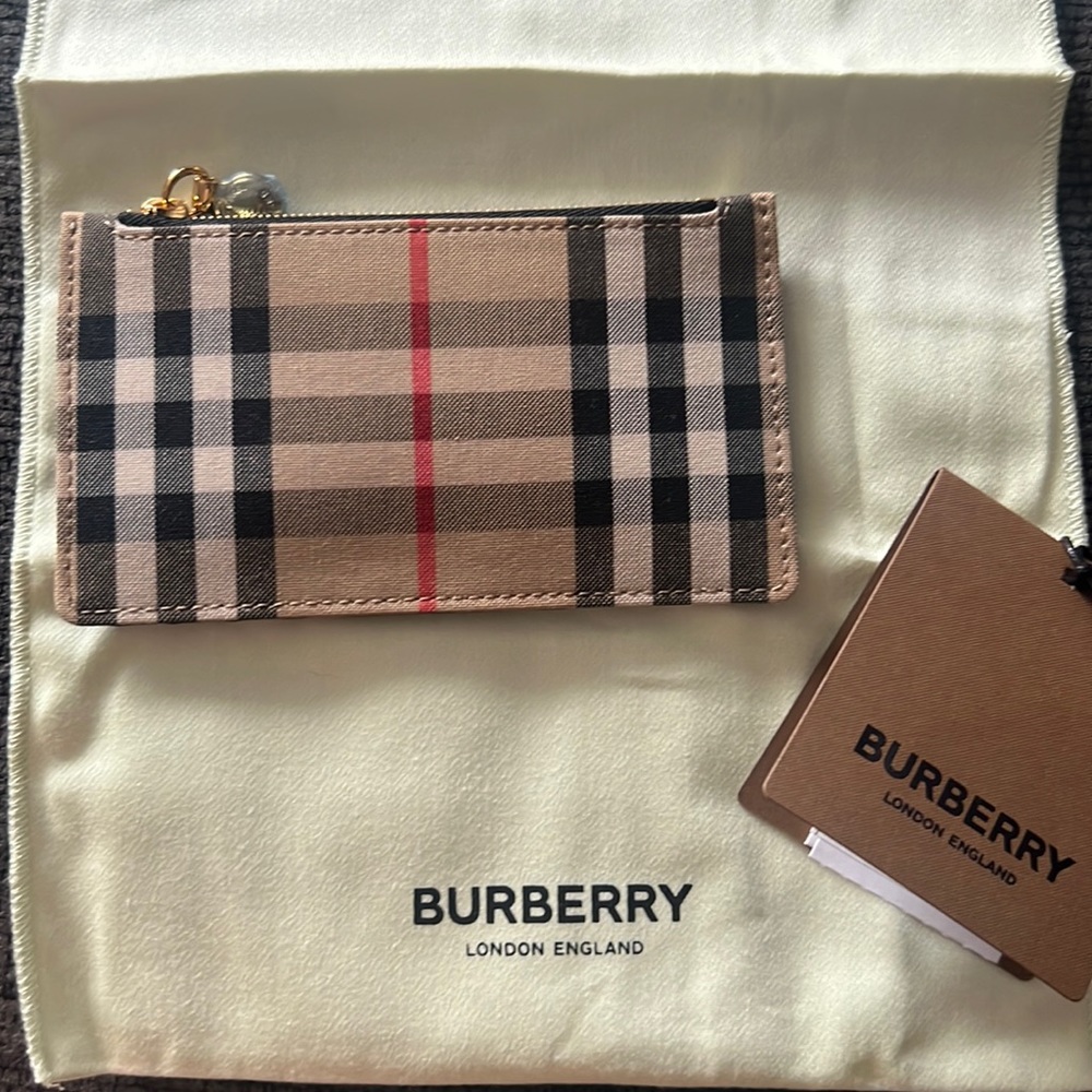 Brand new Burberry card wallet